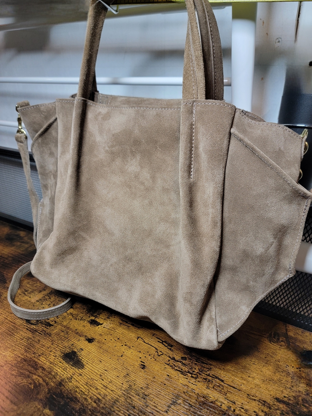 Oliveve Zoe Tote In Amphora - Picture 5 of 9